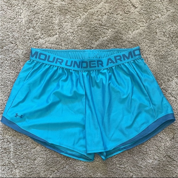 Under Armour Shorts - Picture 6 of 9
